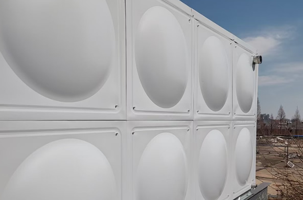 不锈钢水箱定制-不锈钢水箱